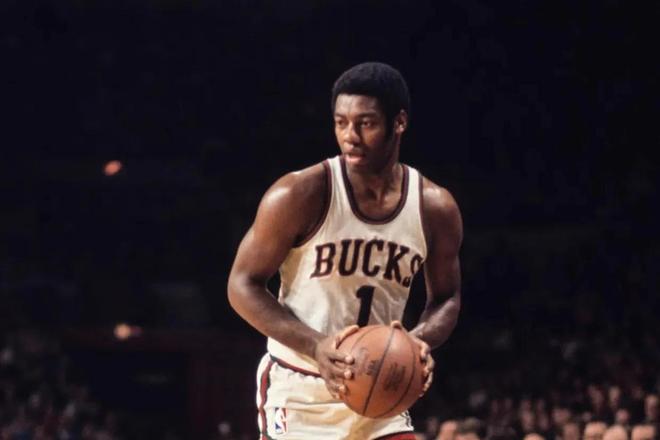 展示出了他 展示出了他